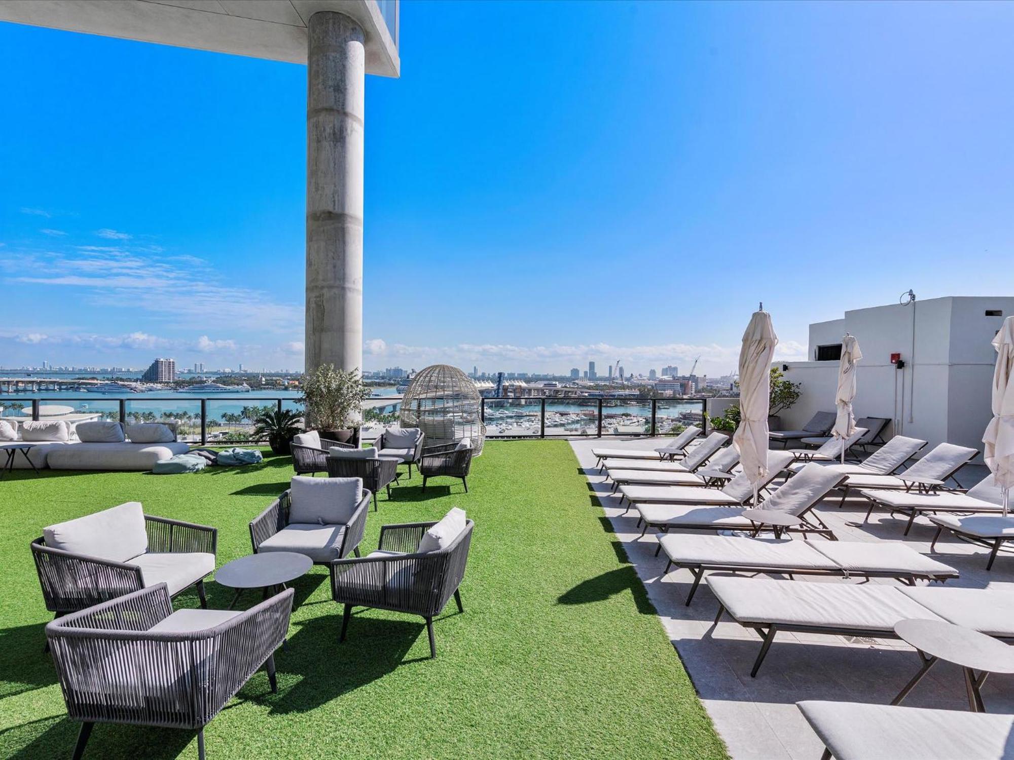Mvr - - #1 Superhost - Views & Walkable * Miami