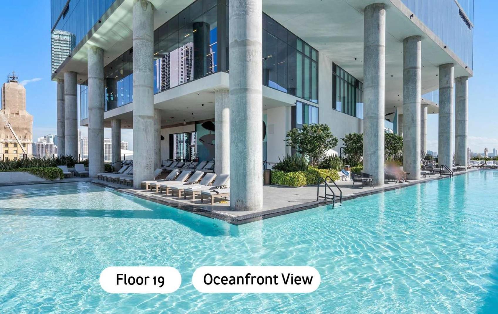 Mvr - - #1 Superhost - Views & Walkable Apartment *