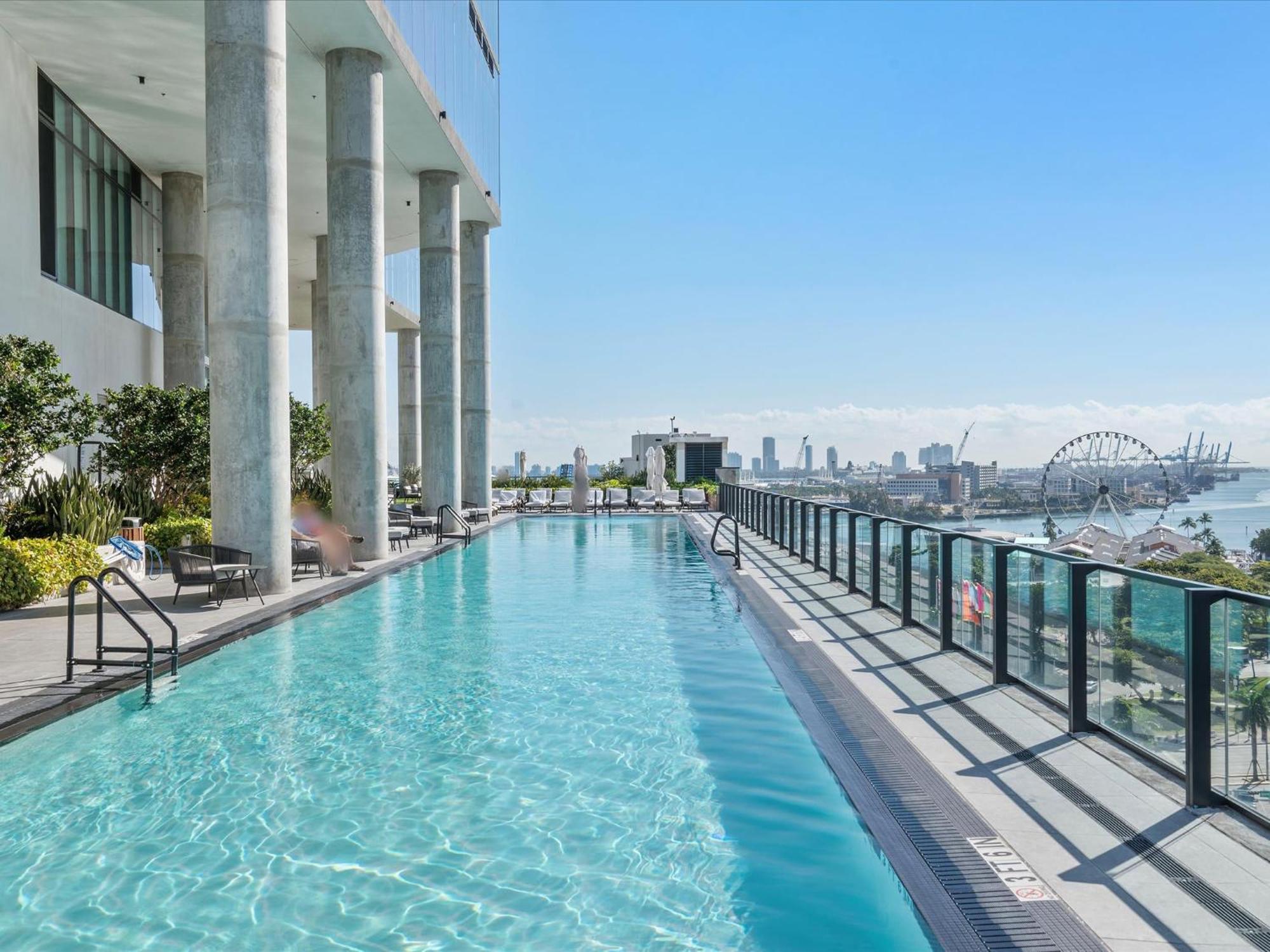 Mvr - - #1 Superhost - Views & Walkable Miami